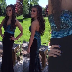 Camille La Vie Black Long Prom Homecoming Dress